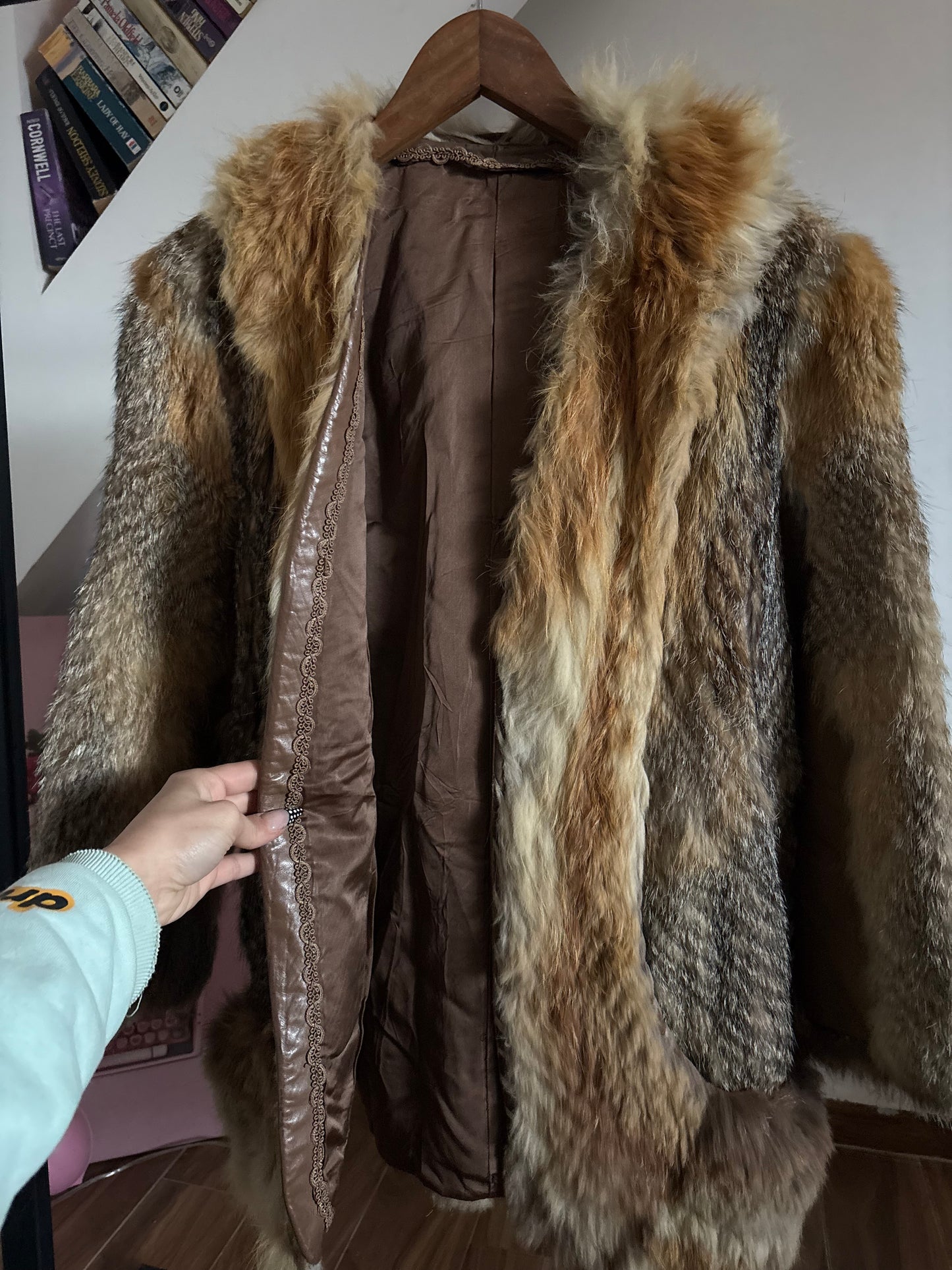 Real fur coat with no buttons