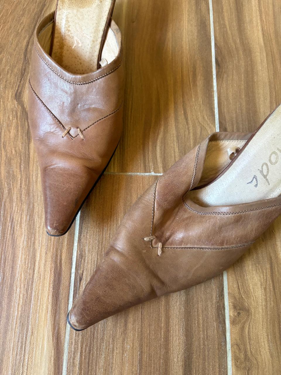 Vintage styled leather mules