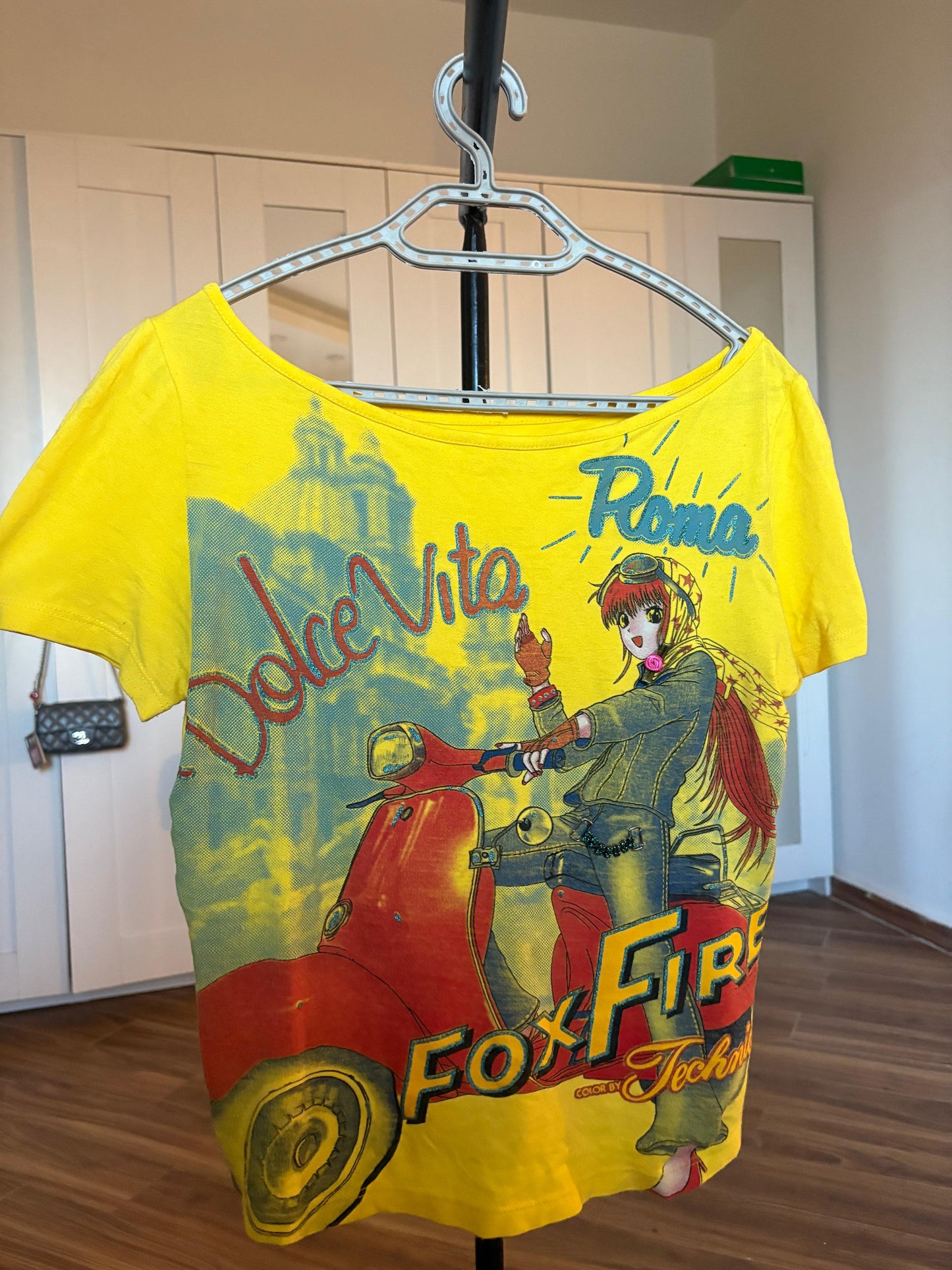 Kaner Collection graphic y2k top