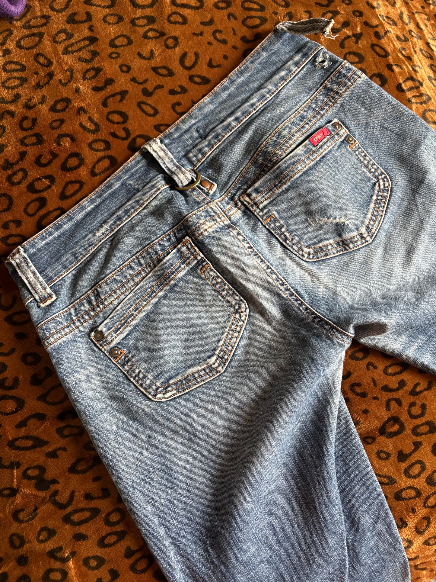 Only 2000s low rise jeans