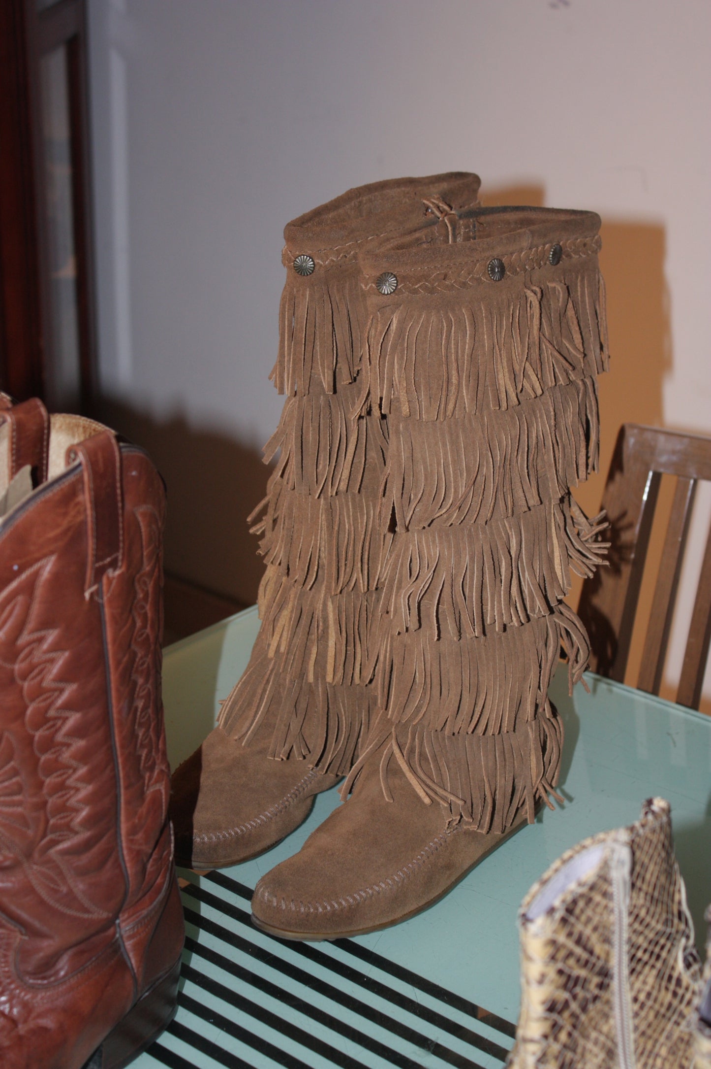 Suede fringed boots