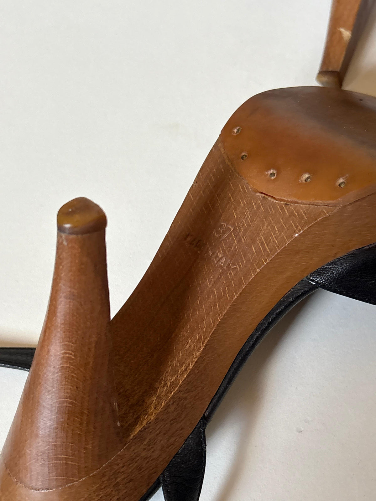 Vintage Yves Saint Laurent leather slingbacks