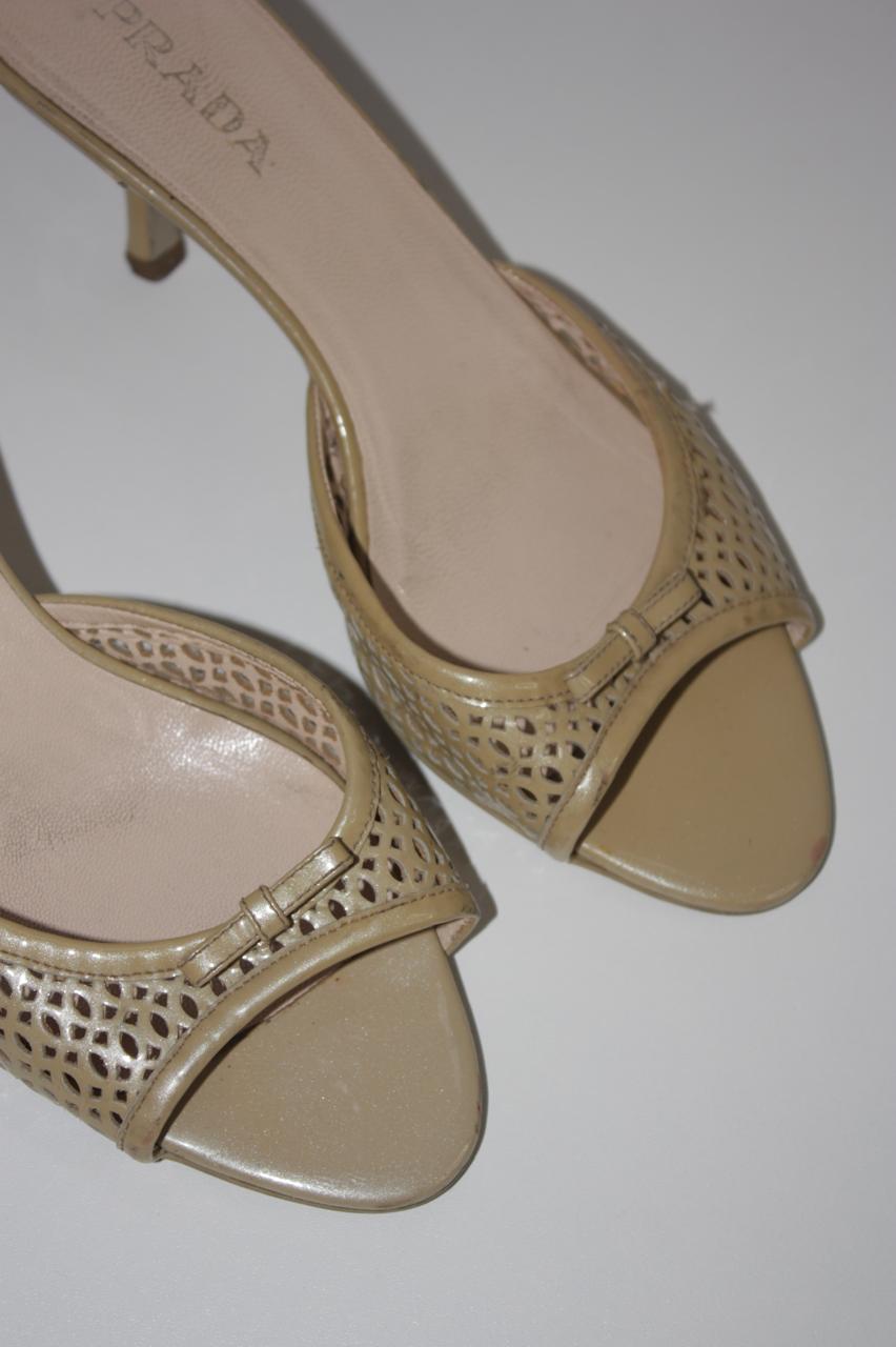 Prada bow kitten heel