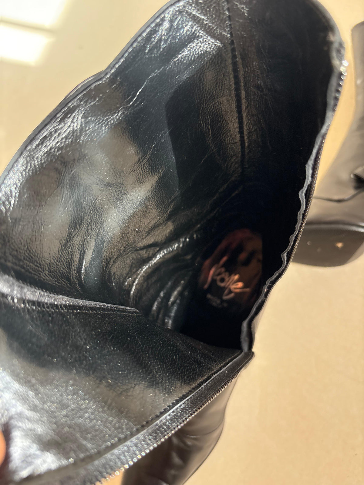 Vintage 2000s leather boots