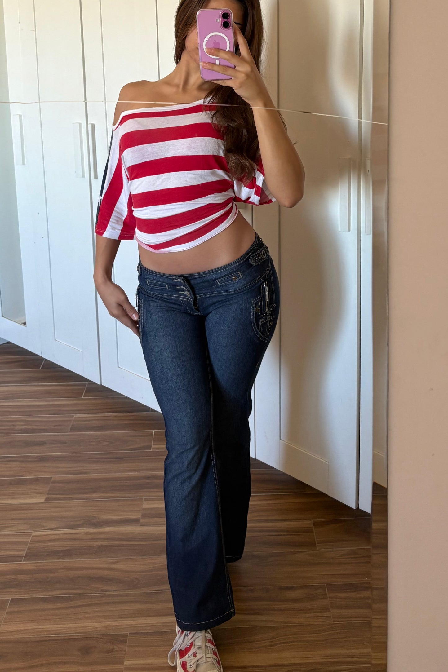 y2K low rise jeans