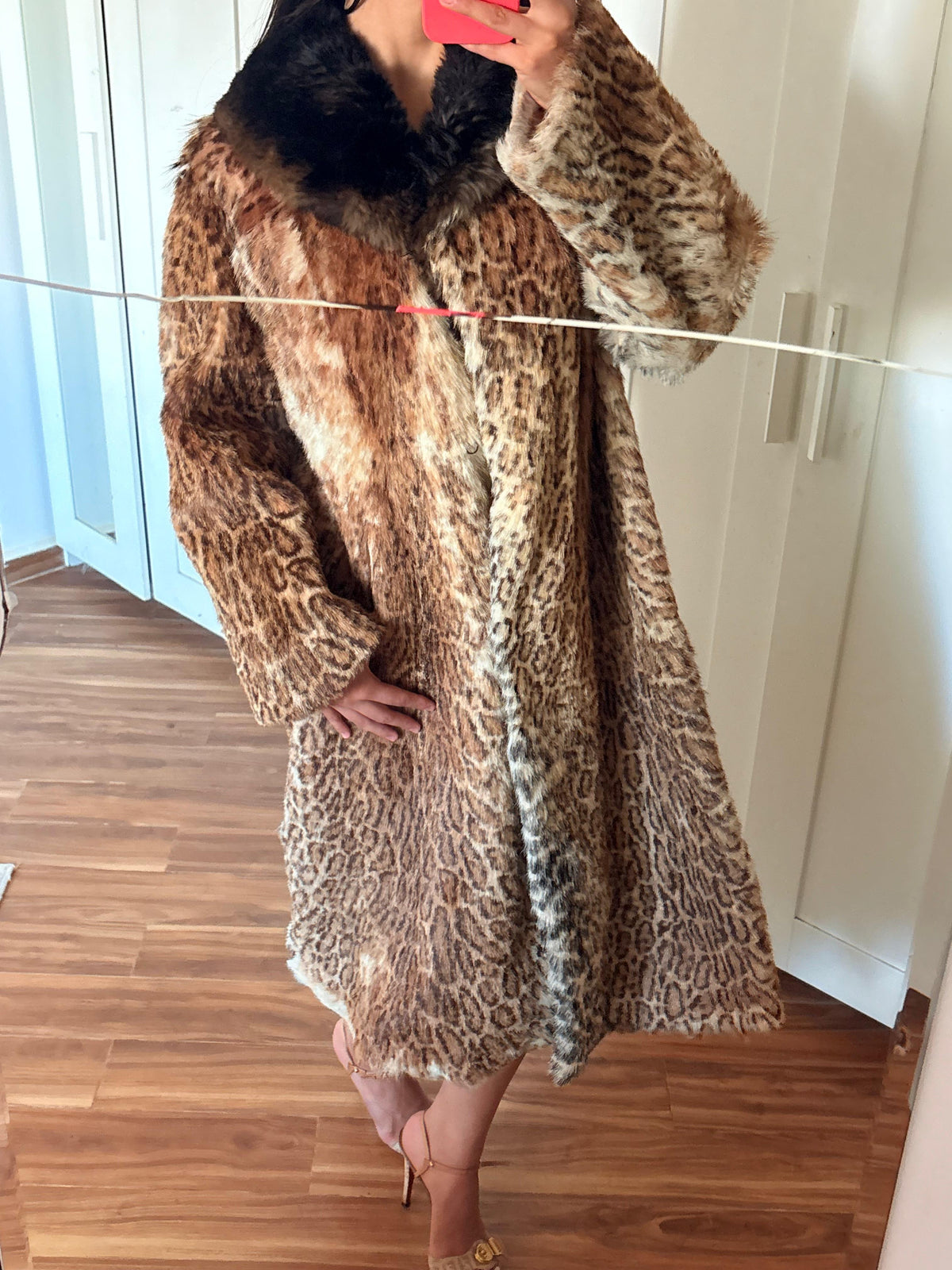 Vintage leopard fur coat