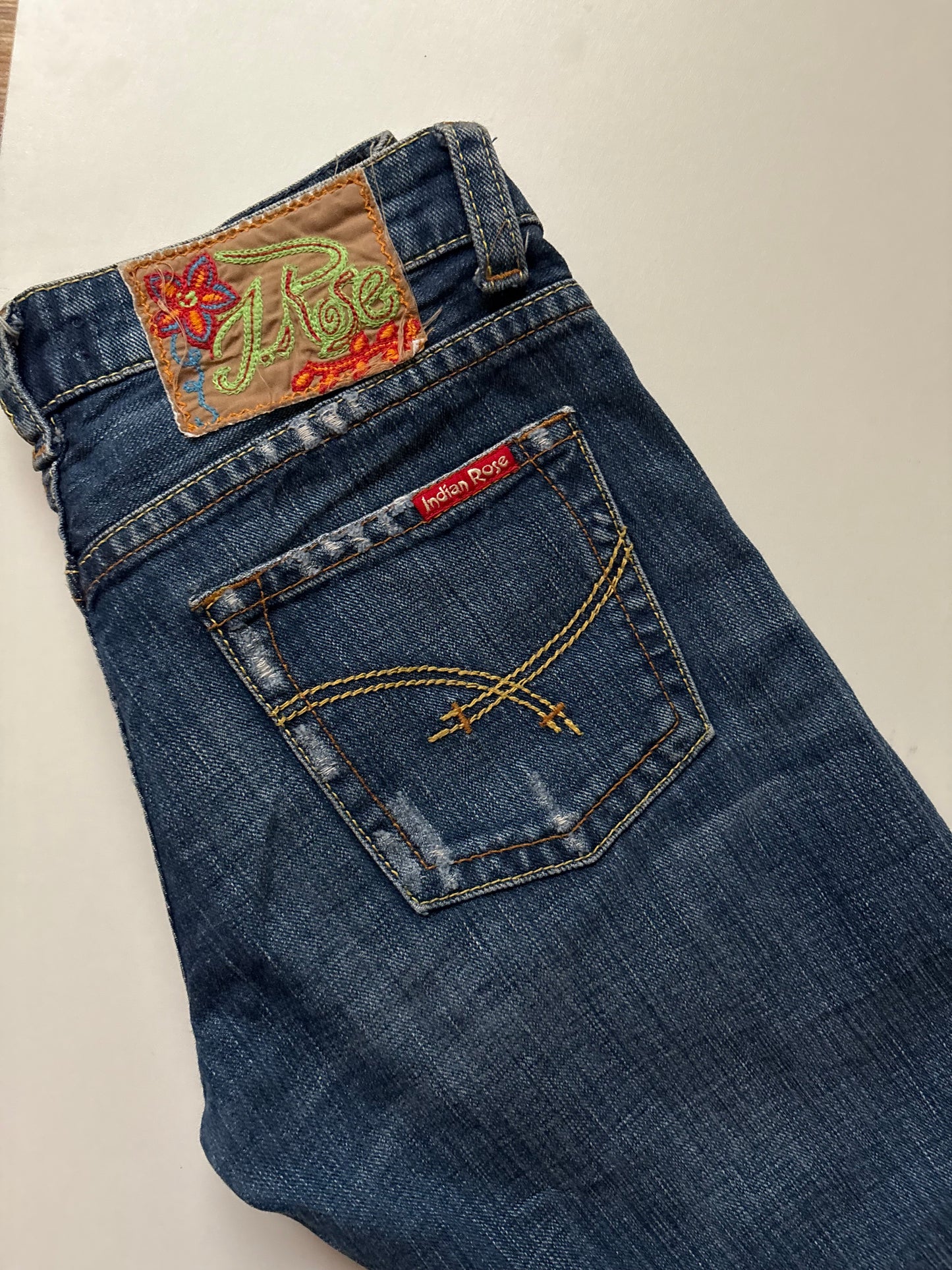 2000s low waist jeans