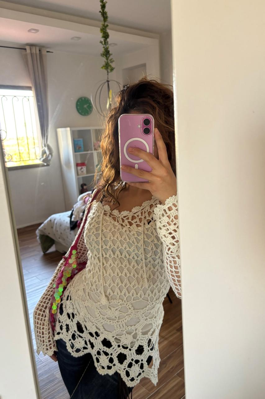 White crochet flared sleeves asymmetric top