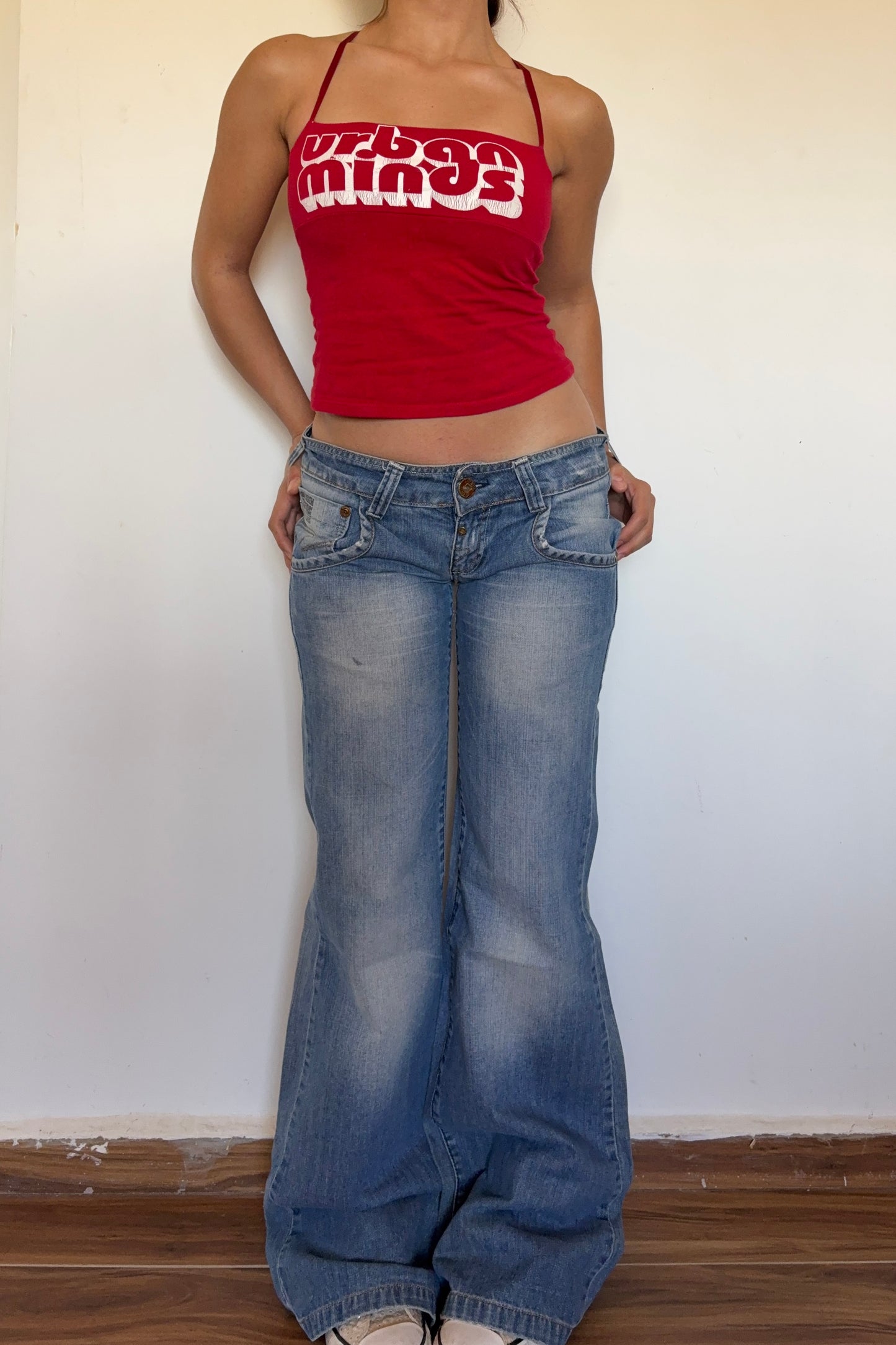 Low waist flared jeans