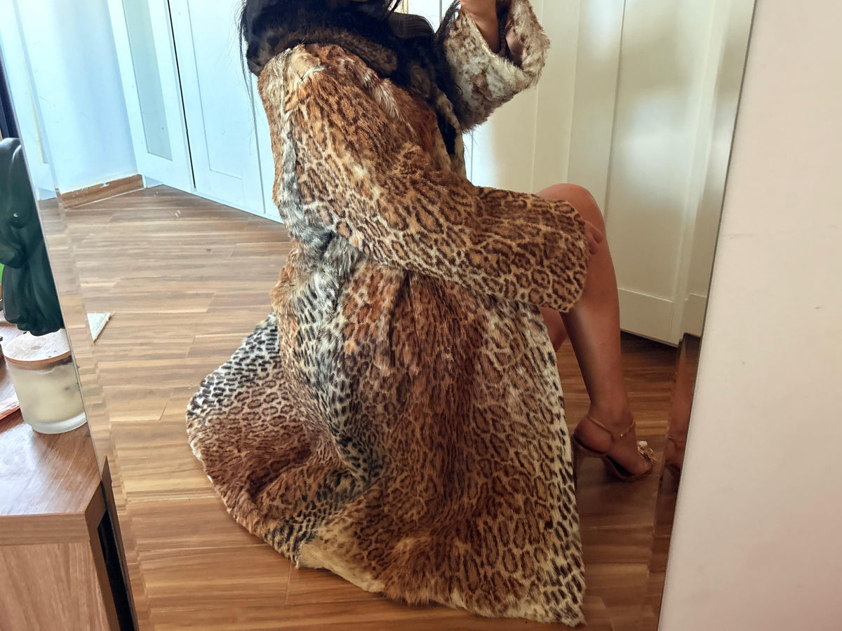 Vintage leopard fur coat