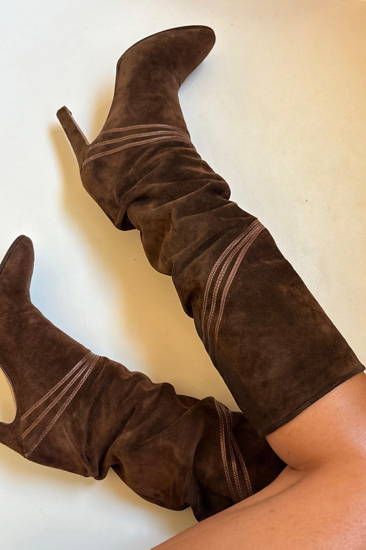 Suede brown boots