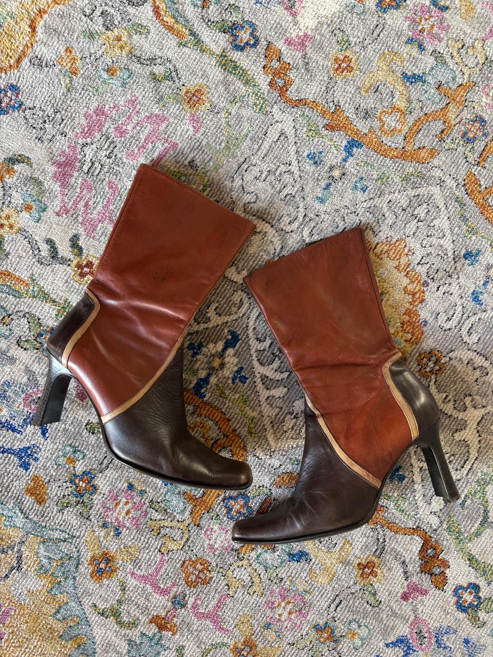 Vintage 2000s leather square toe heeled boots