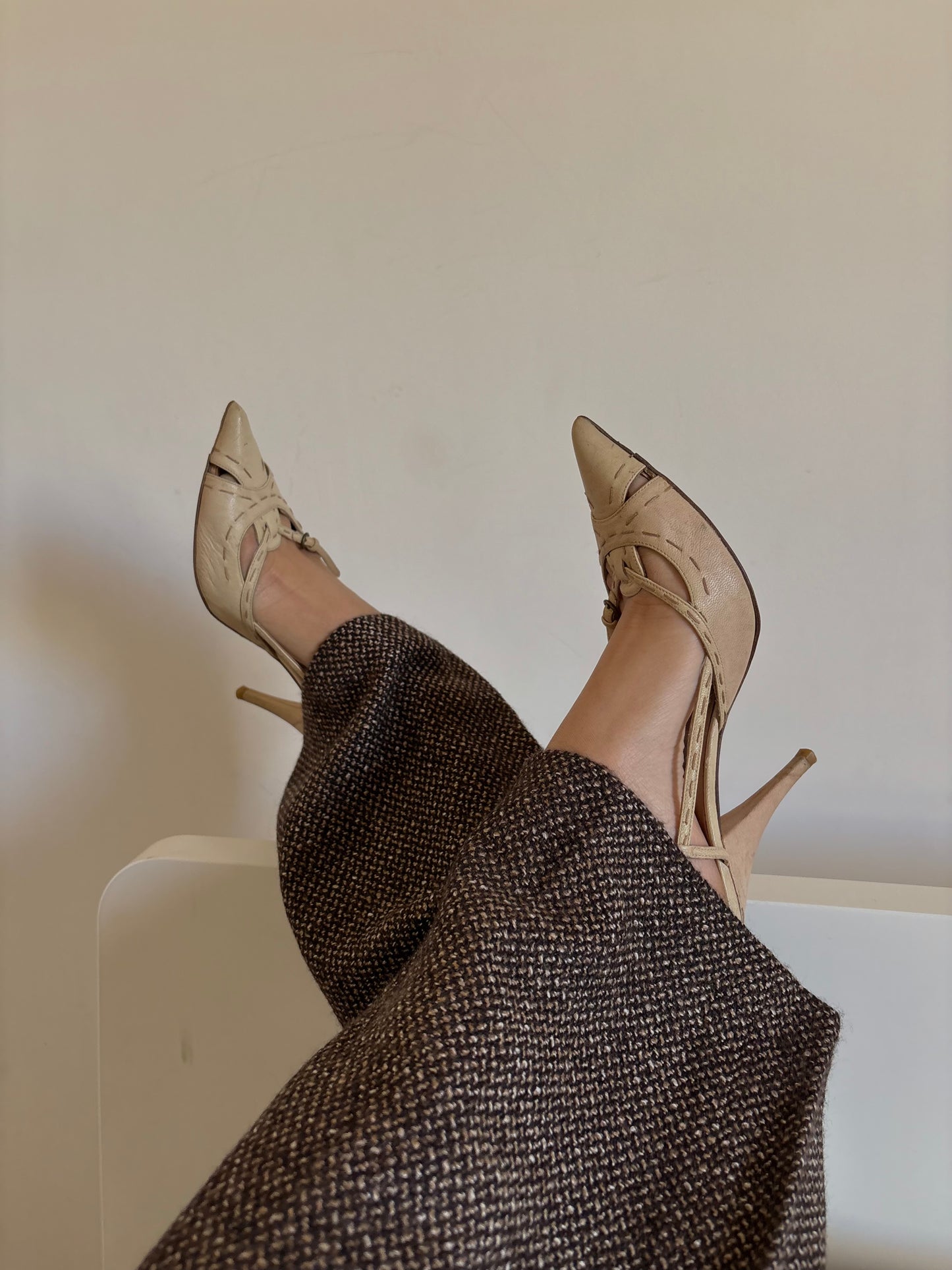 Pure Lopez leather pointy heels