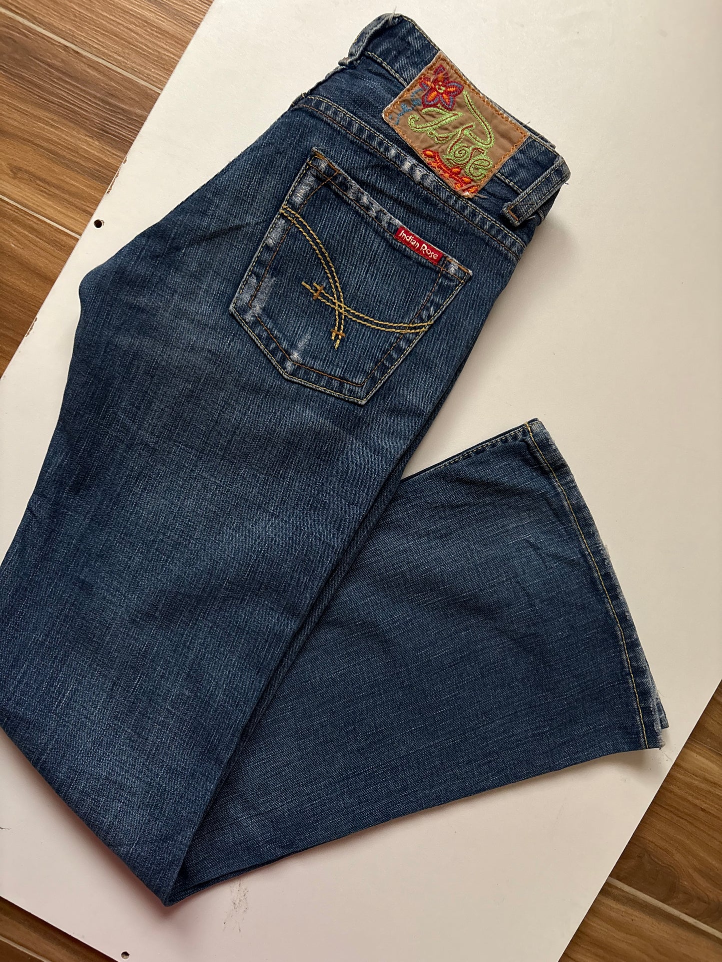 2000s low waist jeans