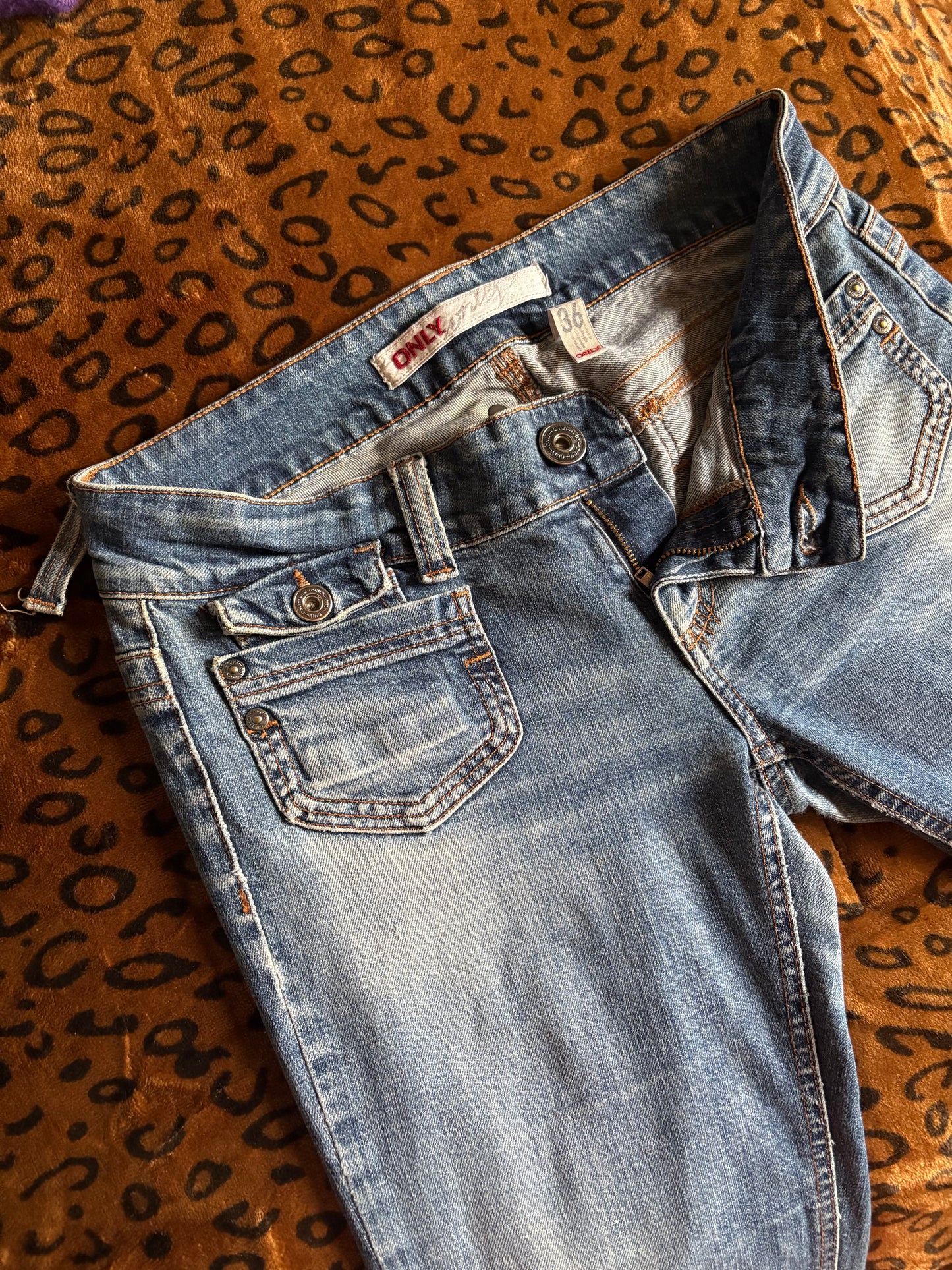 Only 2000s low rise jeans