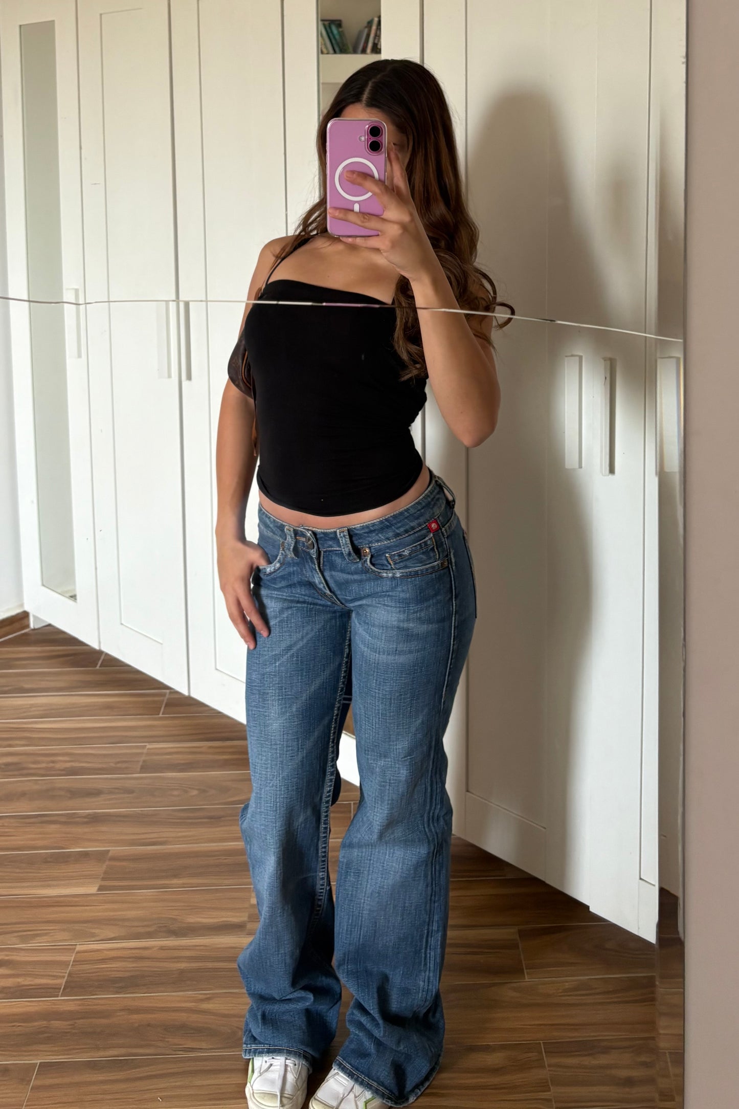2000s low waist jeans