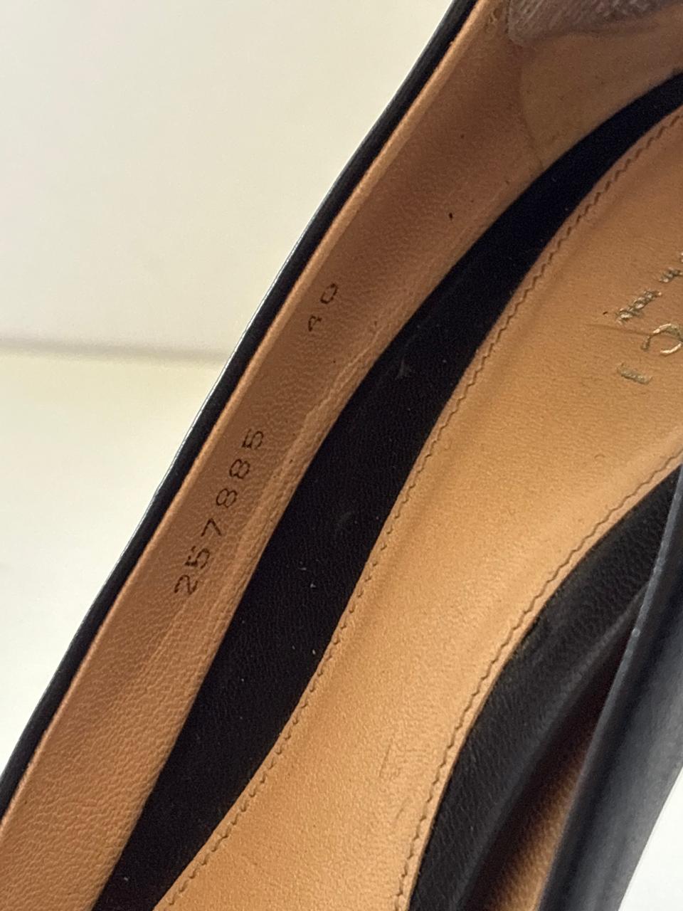 Gucci leather horsebit pumps