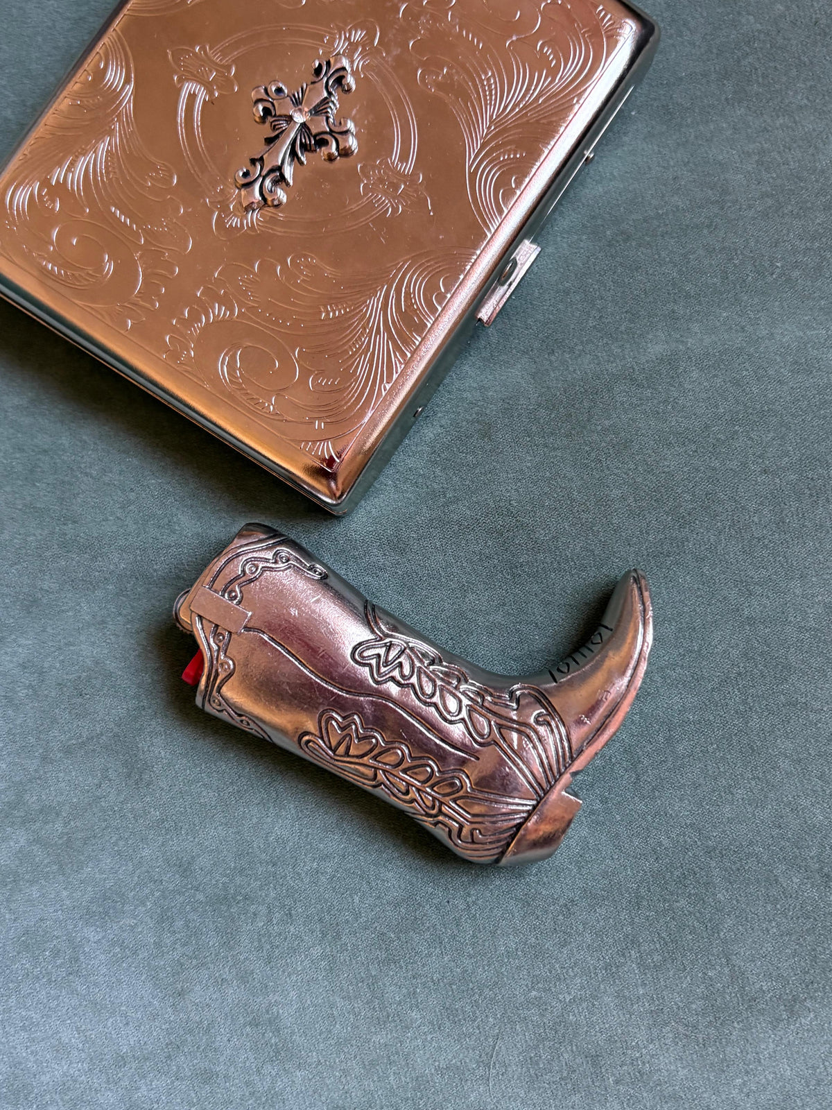 Vintage 90s cowboy silver lighter case