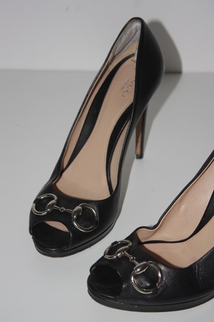 Gucci leather horsebit pumps