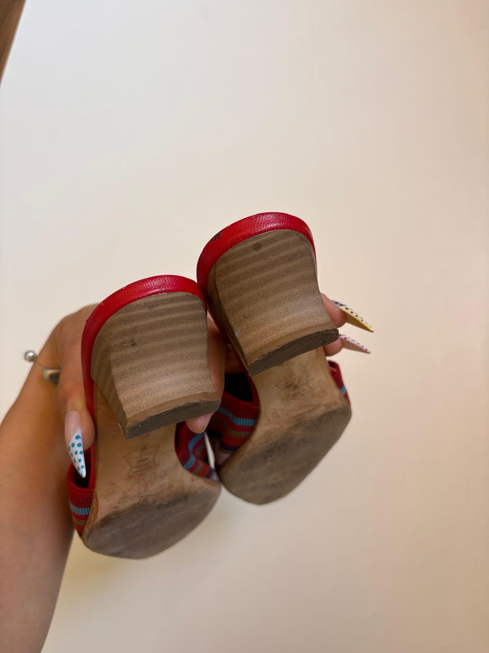 Unisa vintage mules