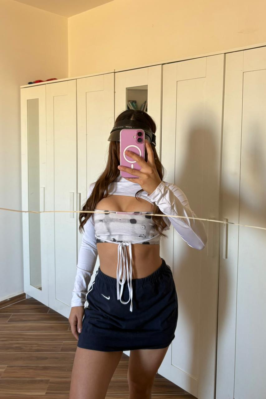 00s Nike skort