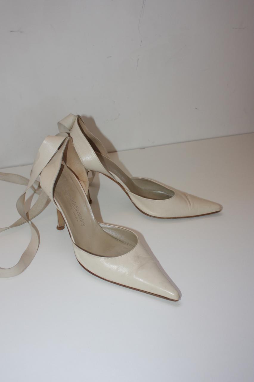 Russell & Bromley pointy cream leather ankle wrap ties pumps
